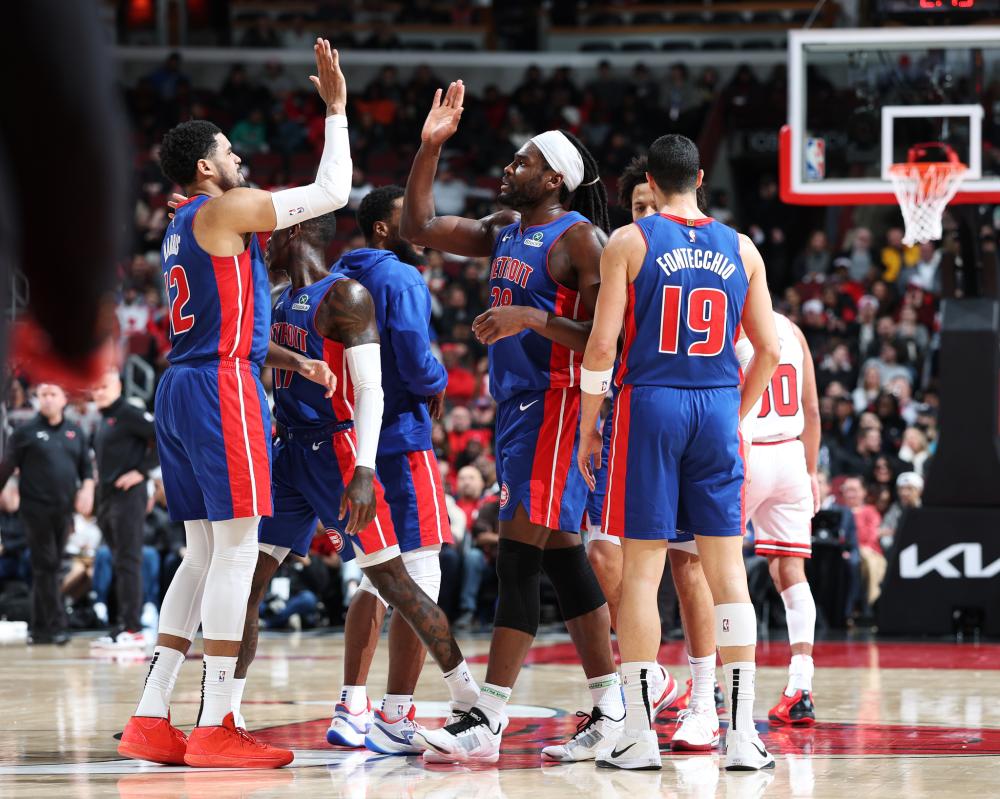 助攻双响再 助攻双响再