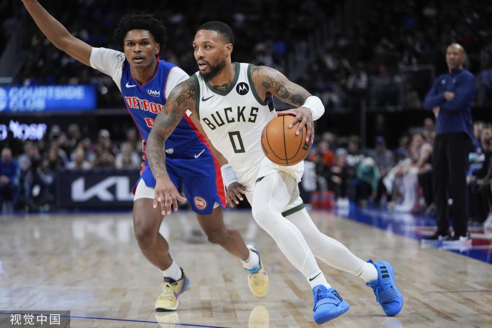 记者：曼联现在无意解雇阿莫林，但这种情况不可能继续下去