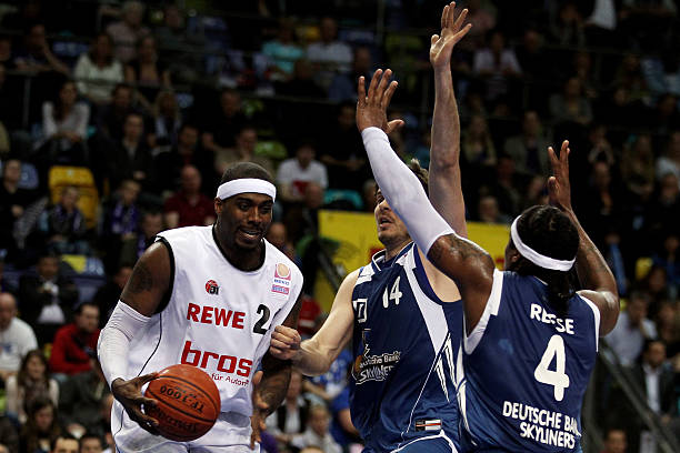 希望在中国看到更多体育项目的名人堂——业内专家热议中国篮球名人堂的文化仍.