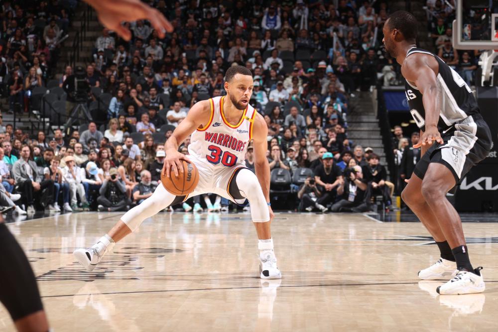 天空：布莱顿未能与利物浦就薪资分摊达成一致，戈麦斯将留队