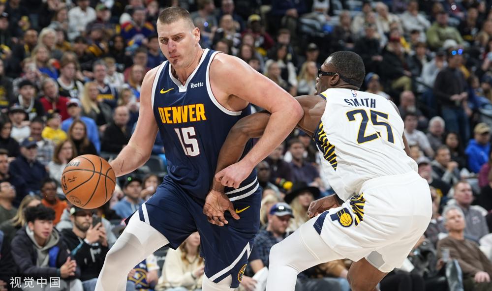 [NBA]无所不能！戴维斯干拔三分应声入网.