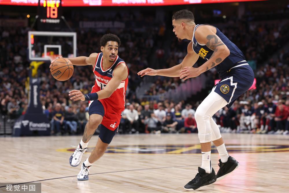 更是在亚洲 更是在亚洲